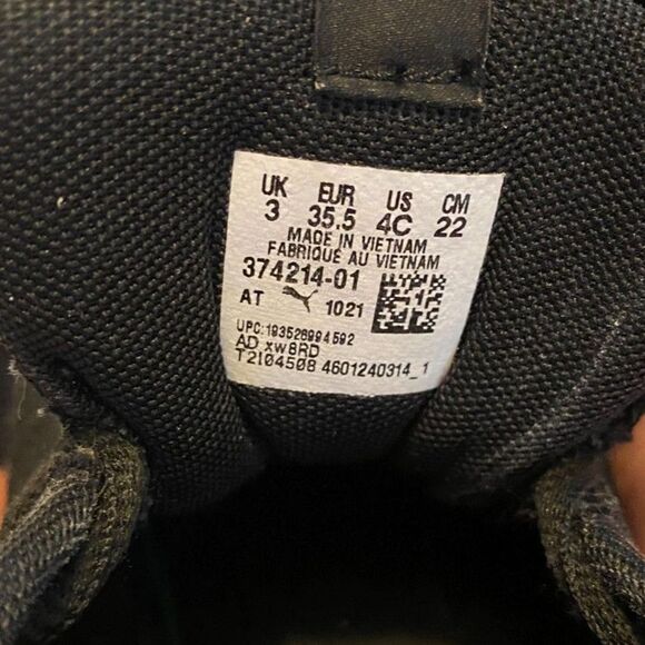 Puma Black Kids Black Sneakers Mesh Upper Lace Up Boys Size 4C - Picture 7 of 9